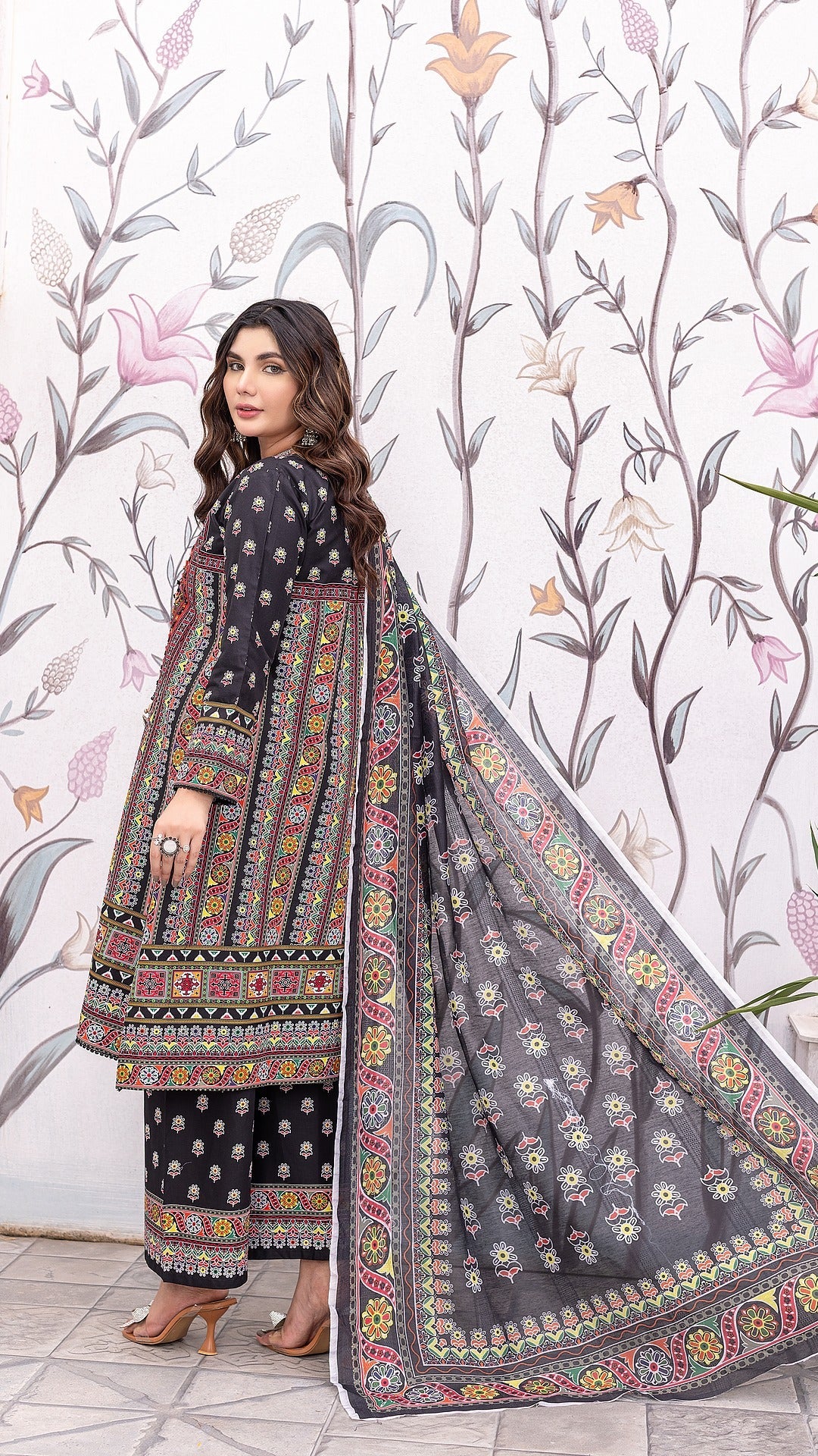 3-Piece Ready-to-Wear | Khaddar | Elegance in Every Thread